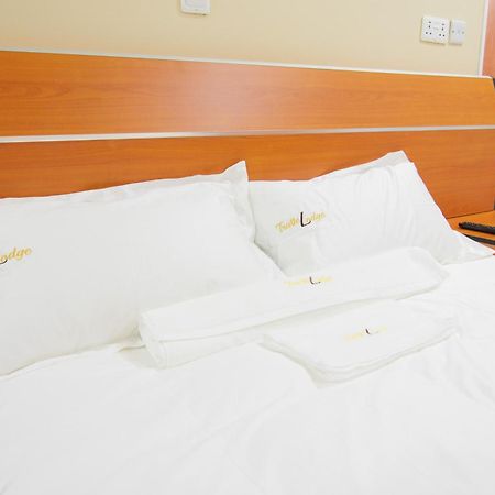 Travelodge Μπλαντάιρ Εξωτερικό φωτογραφία
